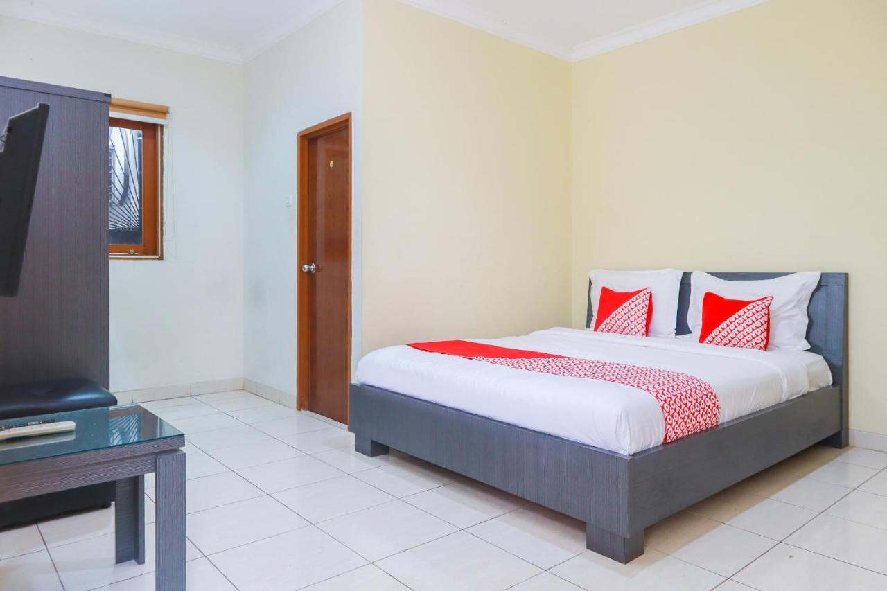 Oyo 2196 Ss Homes Dżakarta Zewnętrze zdjęcie