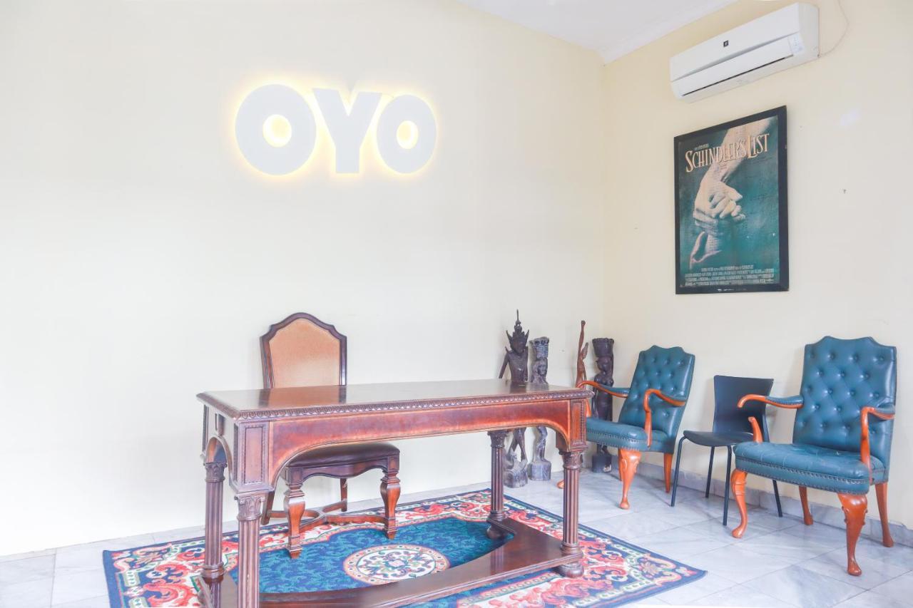 Oyo 2196 Ss Homes Dżakarta Zewnętrze zdjęcie