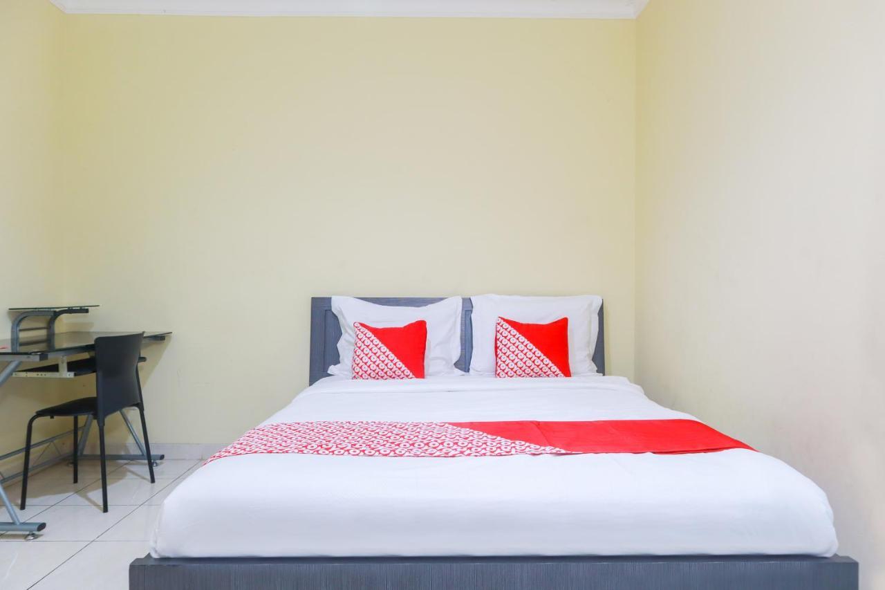 Oyo 2196 Ss Homes Dżakarta Zewnętrze zdjęcie